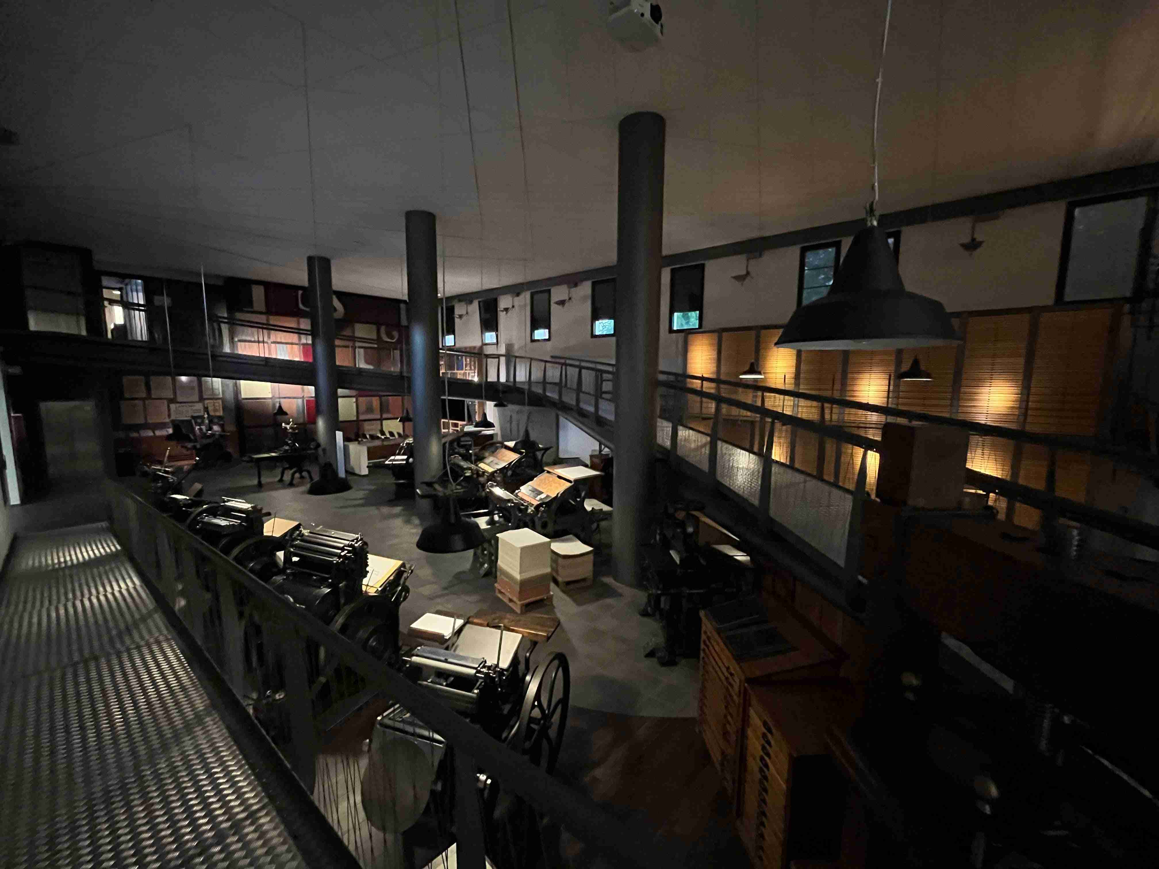 Tipoteca italiana printing press room overview